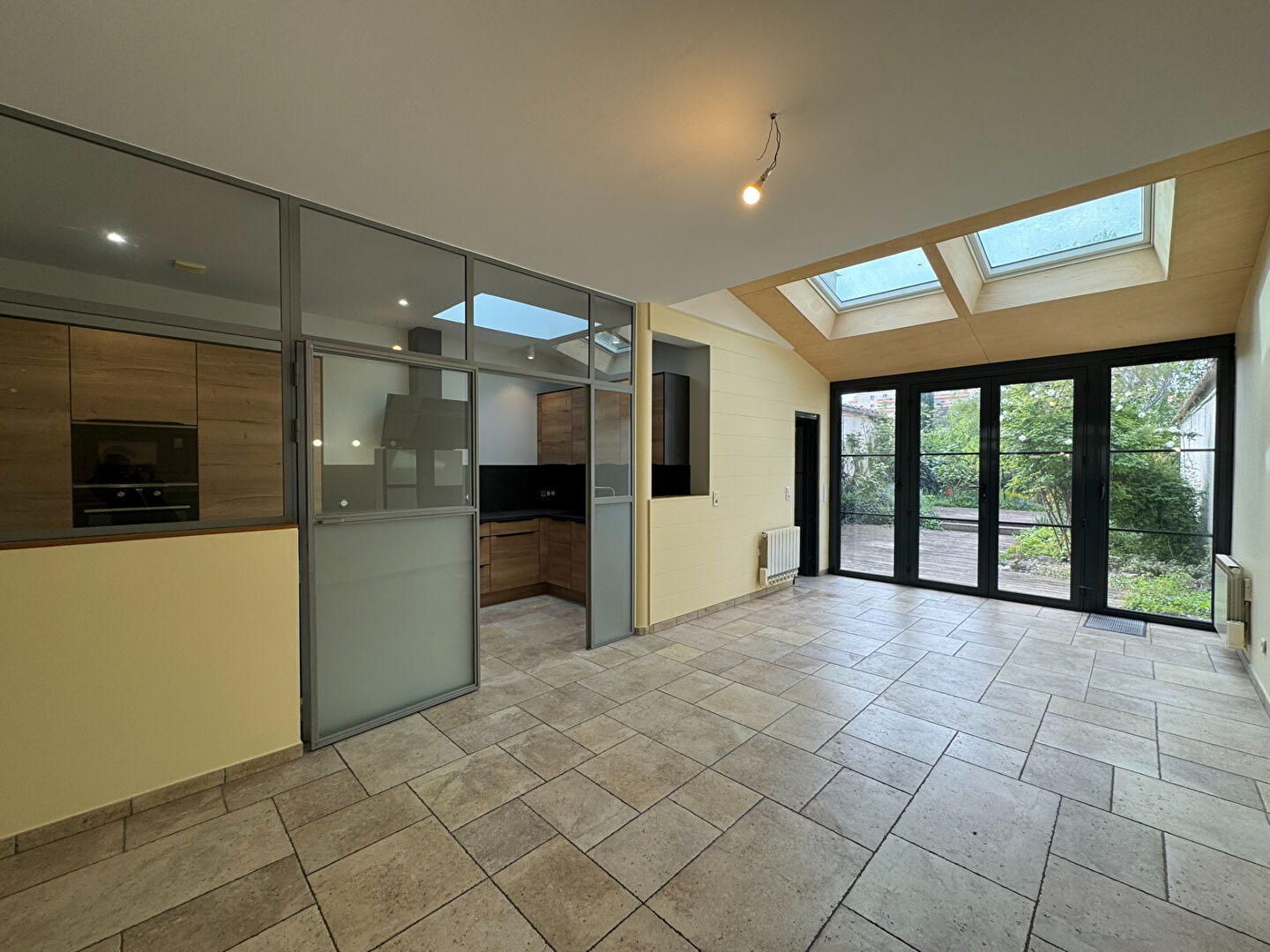 Villa / Maison  T7 à louer Reims 51100