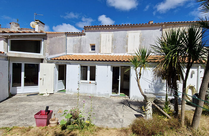 Maison de bourg authentique avec beau potentiel, au coeur de l'île et proche commerces — photo 2