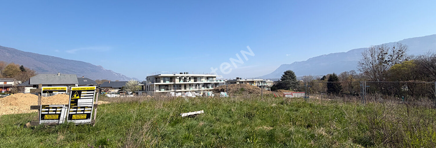 Terrain  703 m² à vendre à La Motte-Servolex (73290)