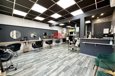 Commerce  44900 €