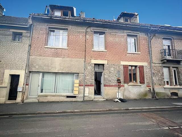 À VENDRE ? IMMEUBLE DE RAPPORT ? VOUZIERS — photo du bien
