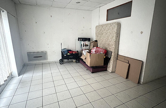 À VENDRE ? IMMEUBLE DE RAPPORT ? VOUZIERS — photo 2