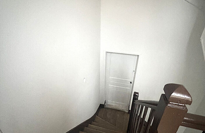 À VENDRE ? IMMEUBLE DE RAPPORT ? VOUZIERS — photo 4