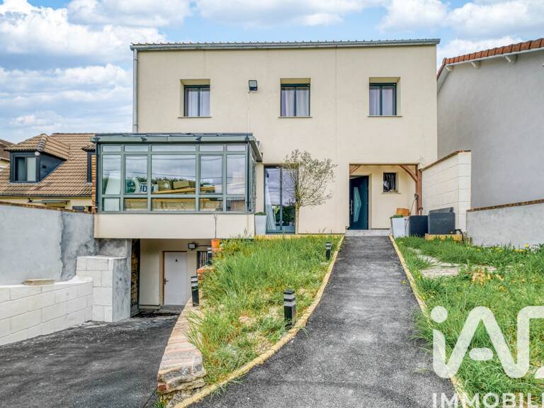 Vente Maison/villa 10 pièces — photo 1