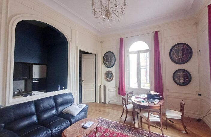 Appartement de caractère 114 m²  centre-ville  cachet, volumes et terrasse — photo 2