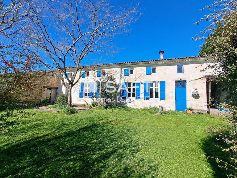 Superbe longère familiale de charme sur plus de 7000 m² de terrain arboré — photo 1