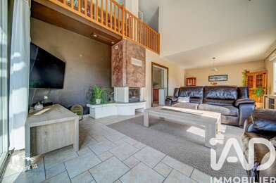 Maison 6 pièces 450000 €