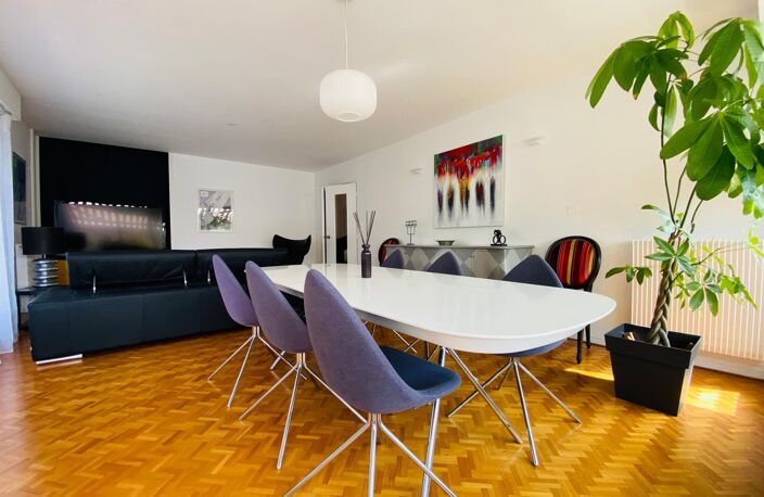 BARRIERE DU MEDOC / T3 TRAVERSANT 85m2 LUMINEUX RENOVE, BELLES PRESTATIONS / RESIDENCE VERDOYANTE / CAVE ET PARKING EN SOUS SOL ! — photo 4