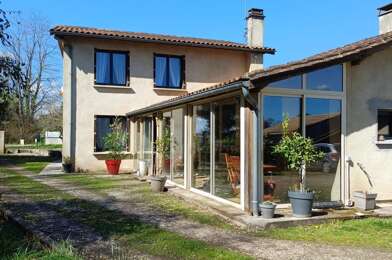 Maison 7 pièces 300000 €