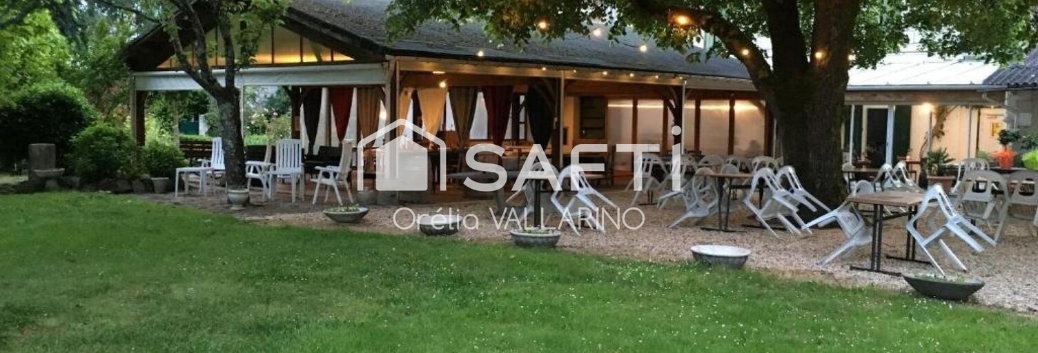 Commerce  400 m² à vendre à Saint-Aigulin (17360)