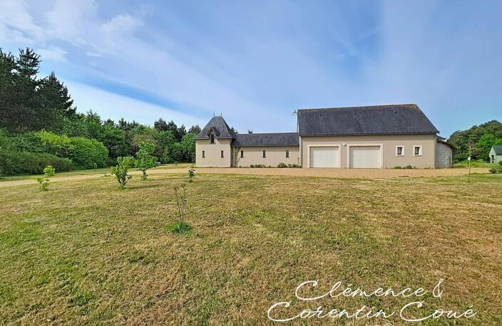 Propriété d'exception de 274 m² à Angrie. — photo 3