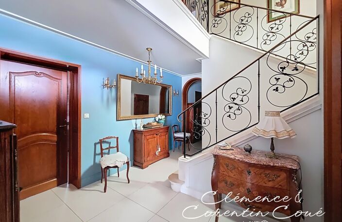 Propriété d'exception de 274 m² à Angrie. — photo 5