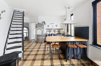 Beaux volumes et charme pour ce bien atypique — photo du bien