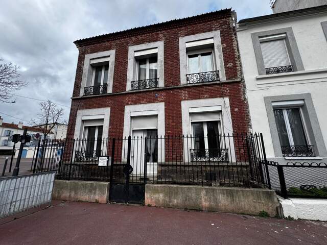 Belle opportunité de trois maisons — photo du bien