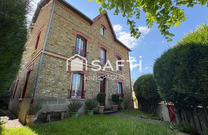 Maison de caractère en pierre meulière avec des grandes dépendances !! — photo 2