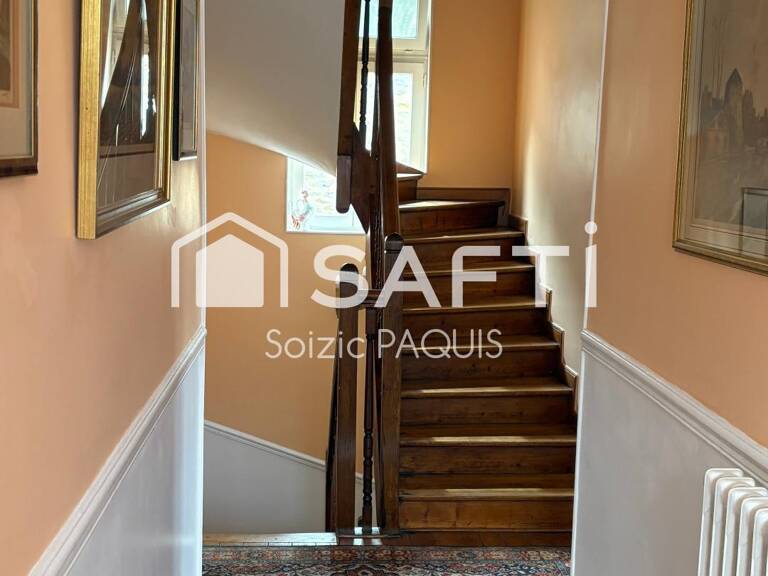 Maison de caractère en pierre meulière avec des grandes dépendances !! — photo 1
