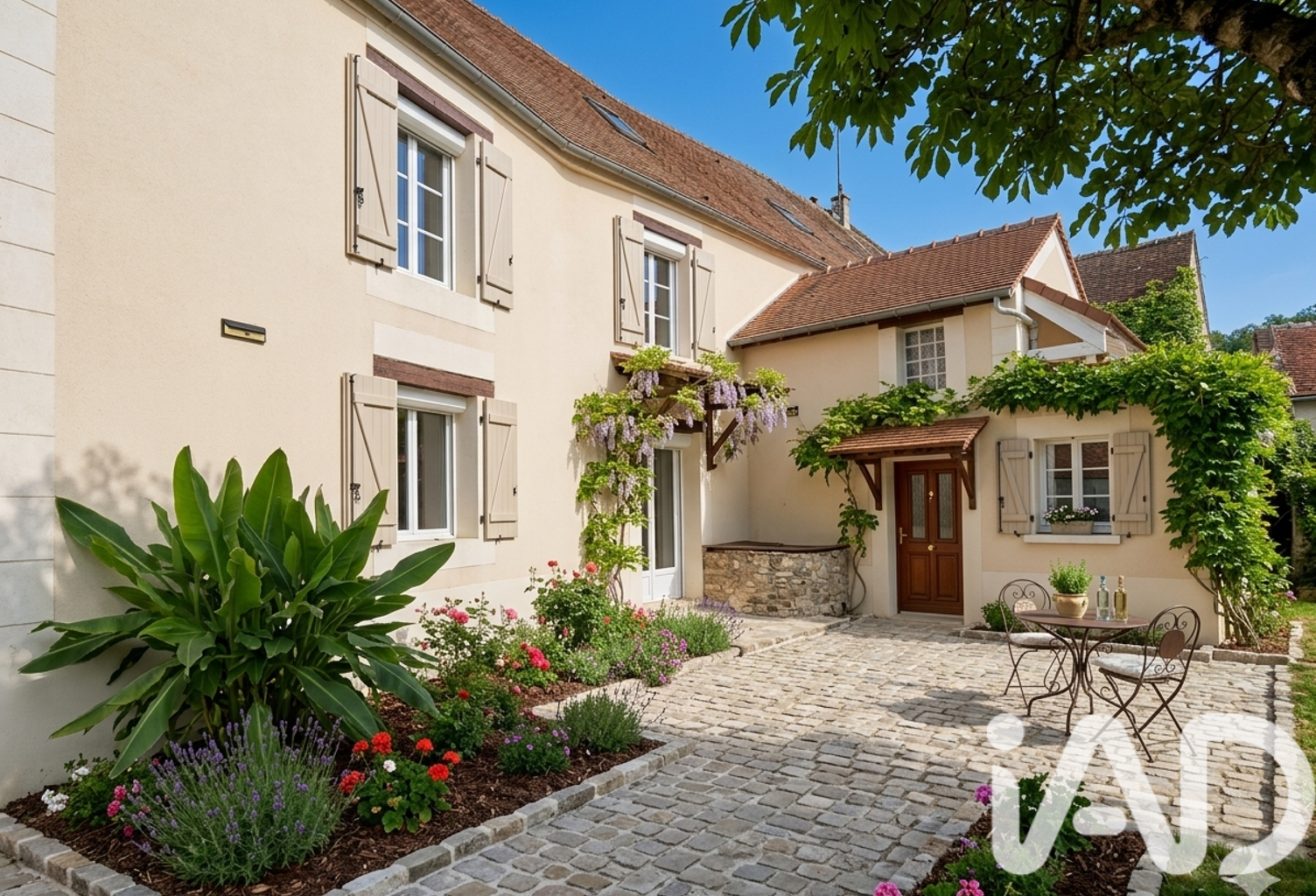 Vente Maison/villa 9 pièces — photo 1