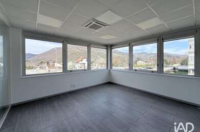 Commerce  695550 €