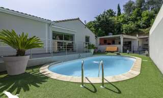 Maison 8 Pièces 211 m² à vendre à Mèze (34140)