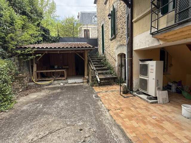 Maison de bourg de 5 pièces principales — photo du bien