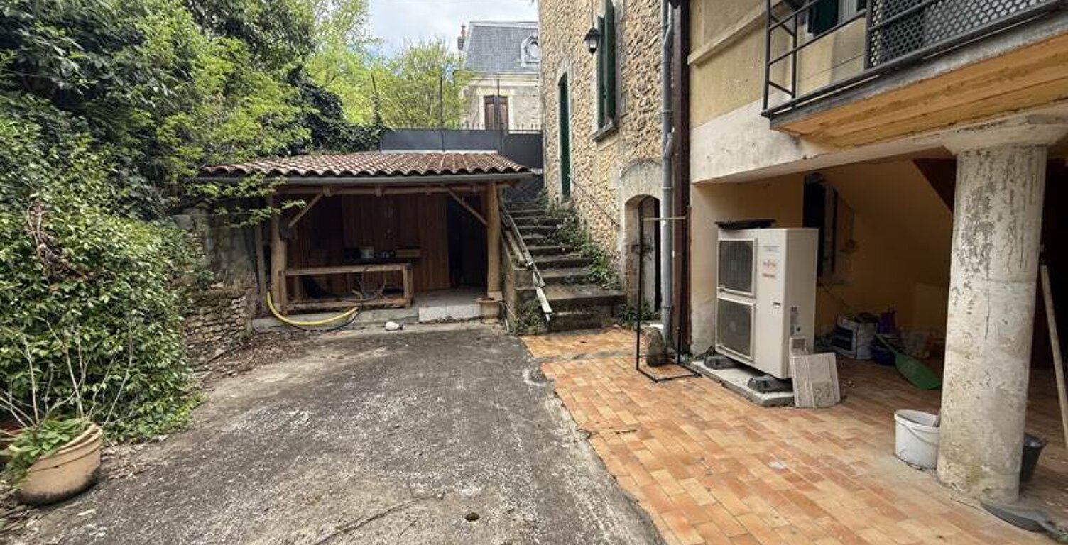 Maison de bourg de 5 pièces principales — photo 1