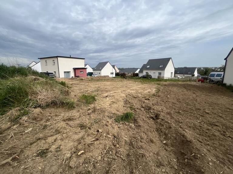 Terrain à bâtir de 0 pièces principales — photo 1