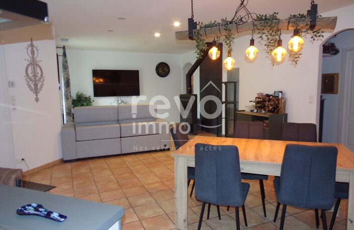 Villa — photo 4