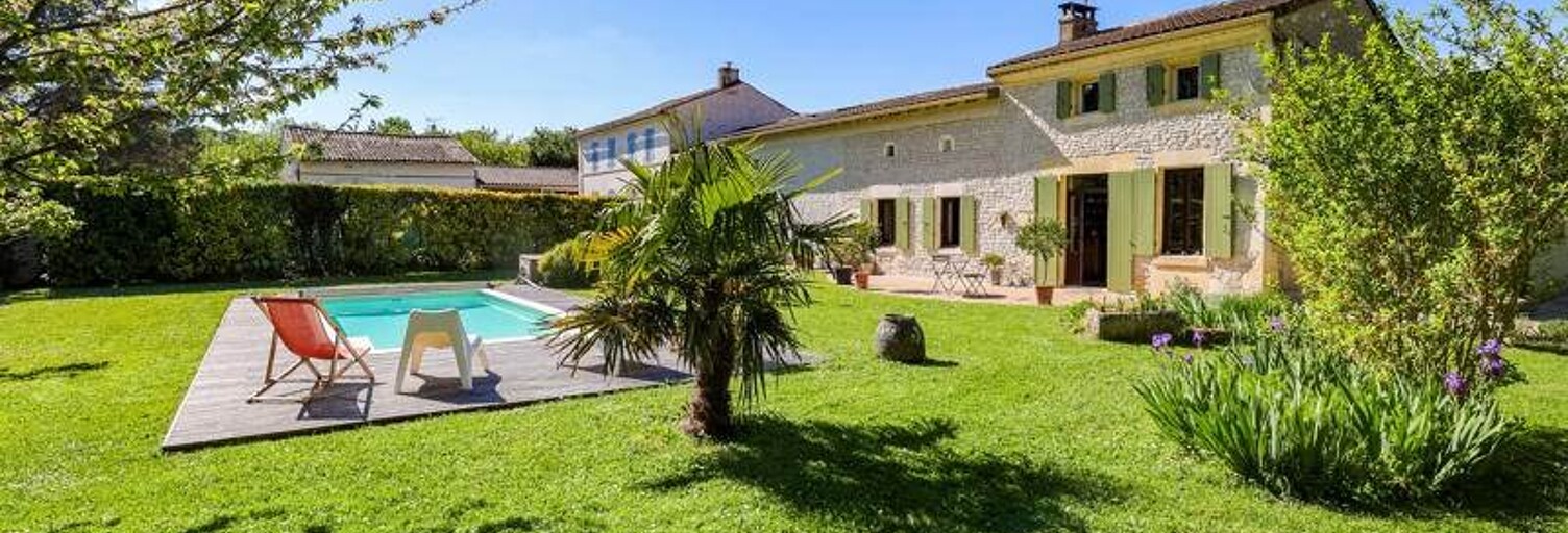 Maison 5 Pièces 207 m² à vendre à Ars (16130)