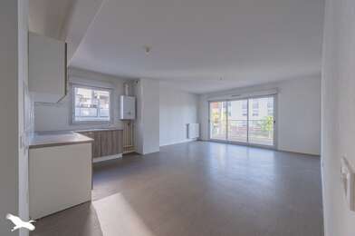 Appartement 4 pièces 214065 €