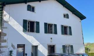 Maison 12 Pièces 310 m² à vendre à Bardos (64520)