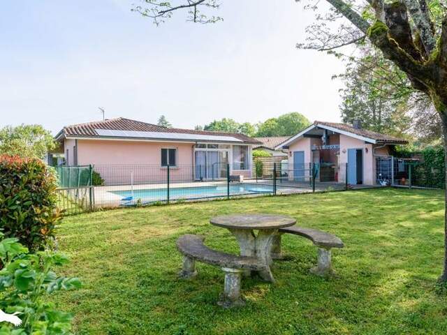 Contemporaine de 6 pièces principales — photo du bien