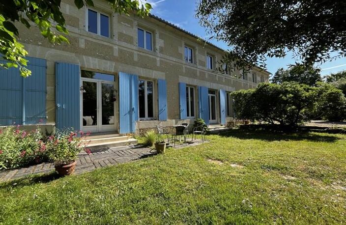 Charentaise de 7 pièces principales — photo 2