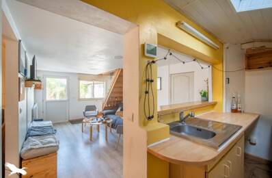 Maison de bourg de 7 pièces principales — photo du bien