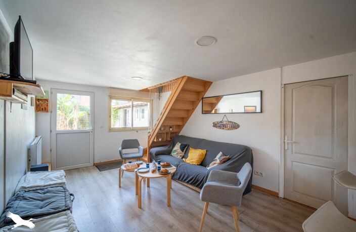 Maison de bourg de 7 pièces principales — photo 2