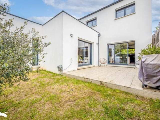 Contemporaine de 5 pièces principales — photo du bien