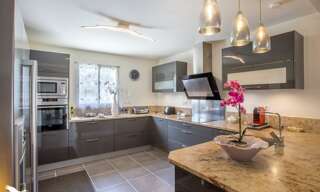 Maison 5 Pièces 180 m² à vendre à Longèves (17230)