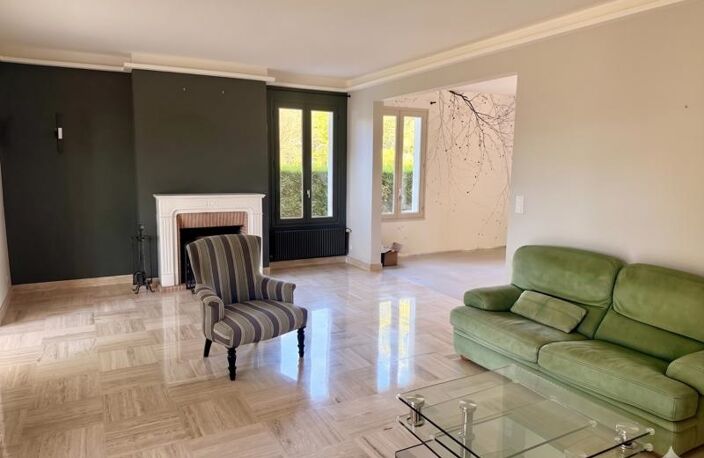 Villa de 11 pièces principales — photo 3