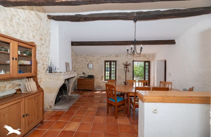 Maison en pierre de 2 pièces principales — photo 2