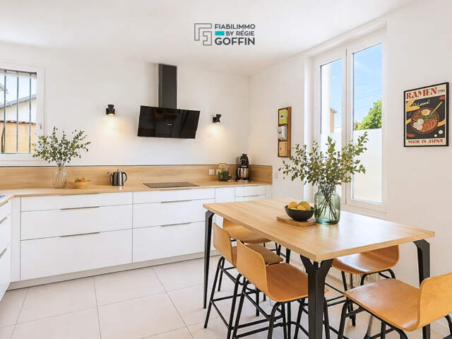 MAISON D’EXCEPTION   VILLEURBANNE CENTRE   CHARME DE L’ANCIEN   165 M2 — photo du bien