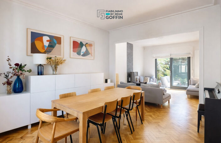 MAISON D’EXCEPTION   VILLEURBANNE CENTRE   CHARME DE L’ANCIEN   165 M2 — photo 3