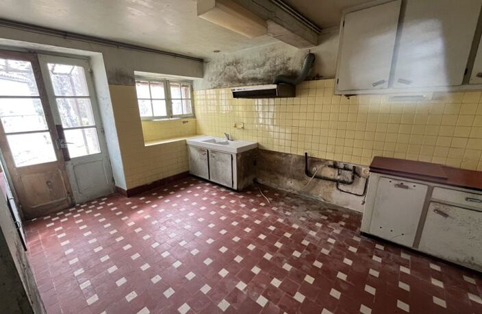 Maison de bourg de 8 pièces principales — photo 3
