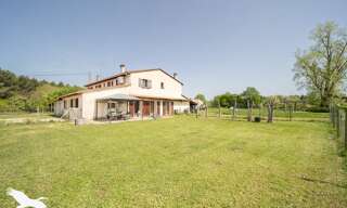 Maison 10 Pièces 309 m² à vendre à Montendre (17130)