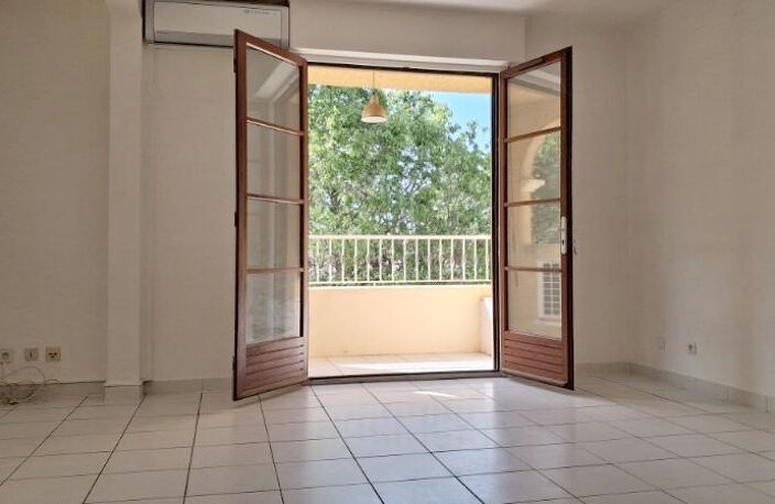 APPARTEMENT T2, CAVE, PARKING, 83160 LA VALETTE BAUDOUVIN — photo 5