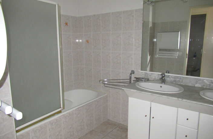 CASTELNAUDARY PROCHE CENTRE VILLE APPARTEMENT TYPË 3 SECOND ETAGE LIBRE AU 20/06/2026 — photo 5