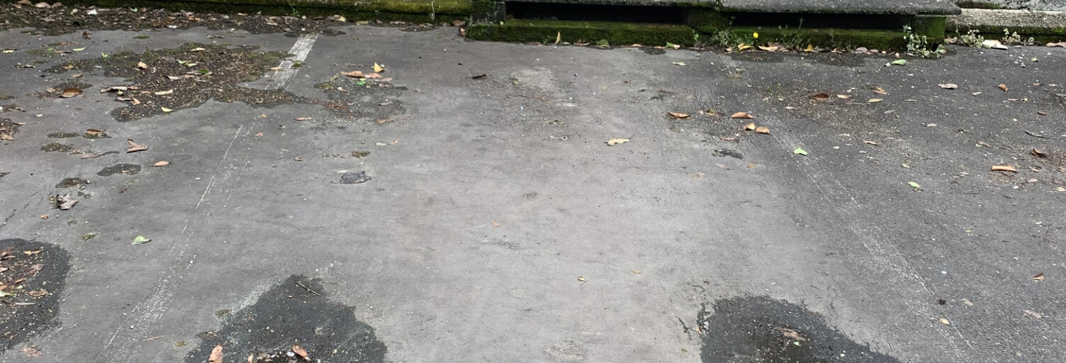 Garage   m² à louer à Bordeaux (33000)