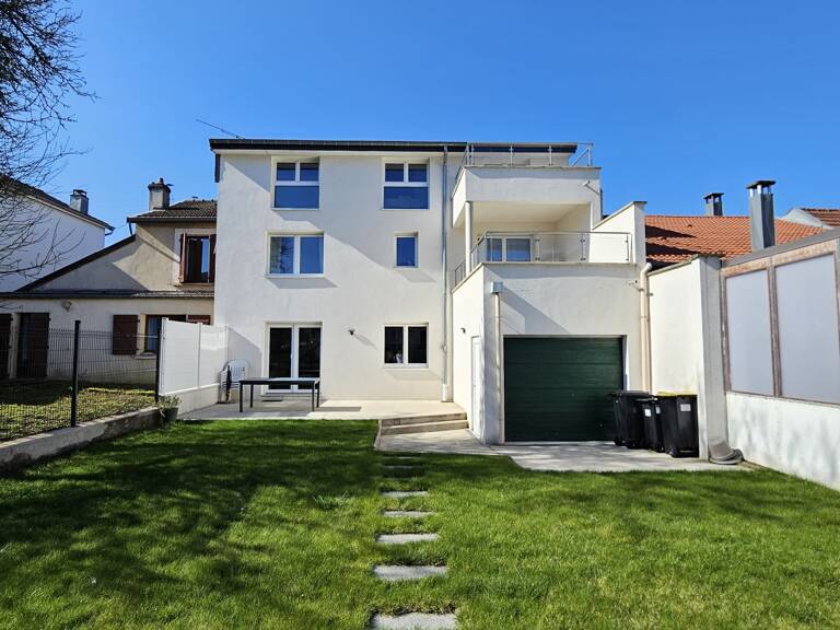 Vente Immeuble 184 m&sup2; — photo 1