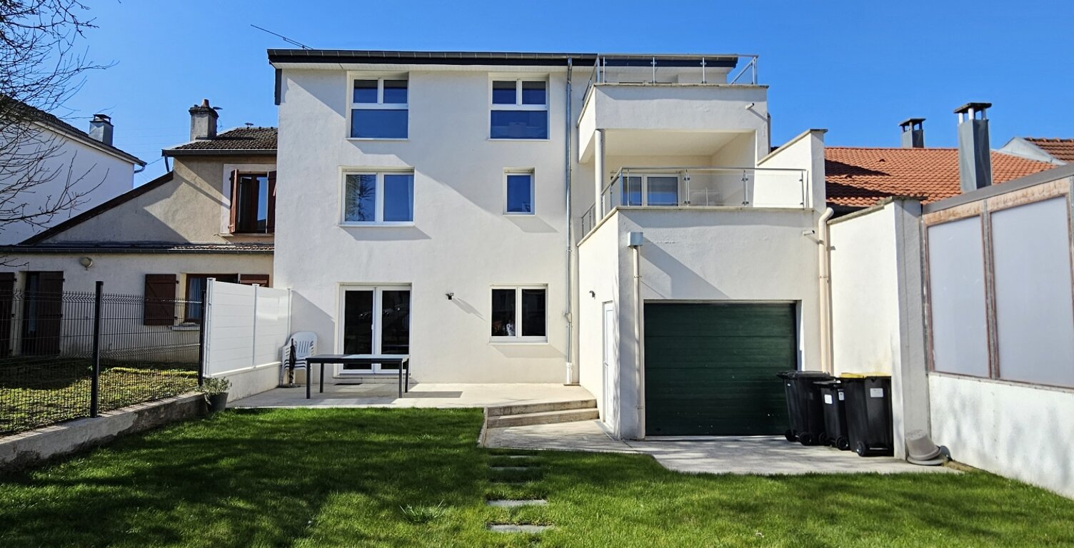 Vente Immeuble 184 m&sup2; — photo 1