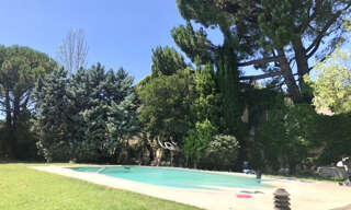 Maison 8 Pièces 201 m² à vendre à Orange (84100)