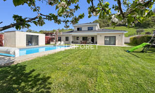Maison 10 Pièces 181 m² à vendre à Combovin (26120)