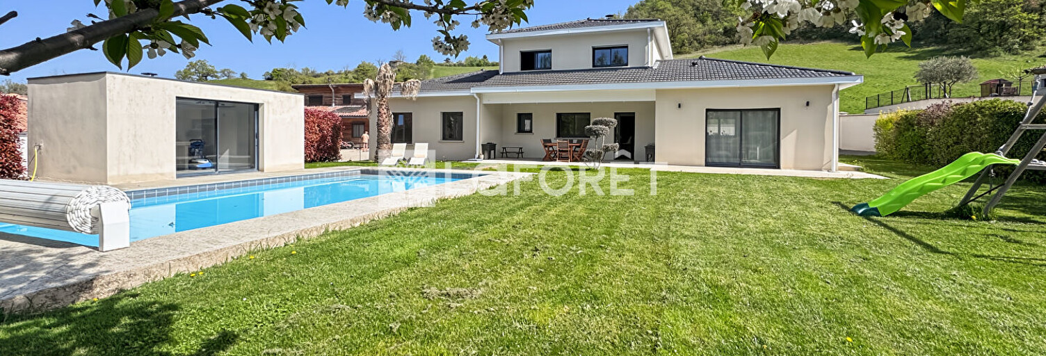 Maison 10 Pièces 181 m² à vendre à Combovin (26120)